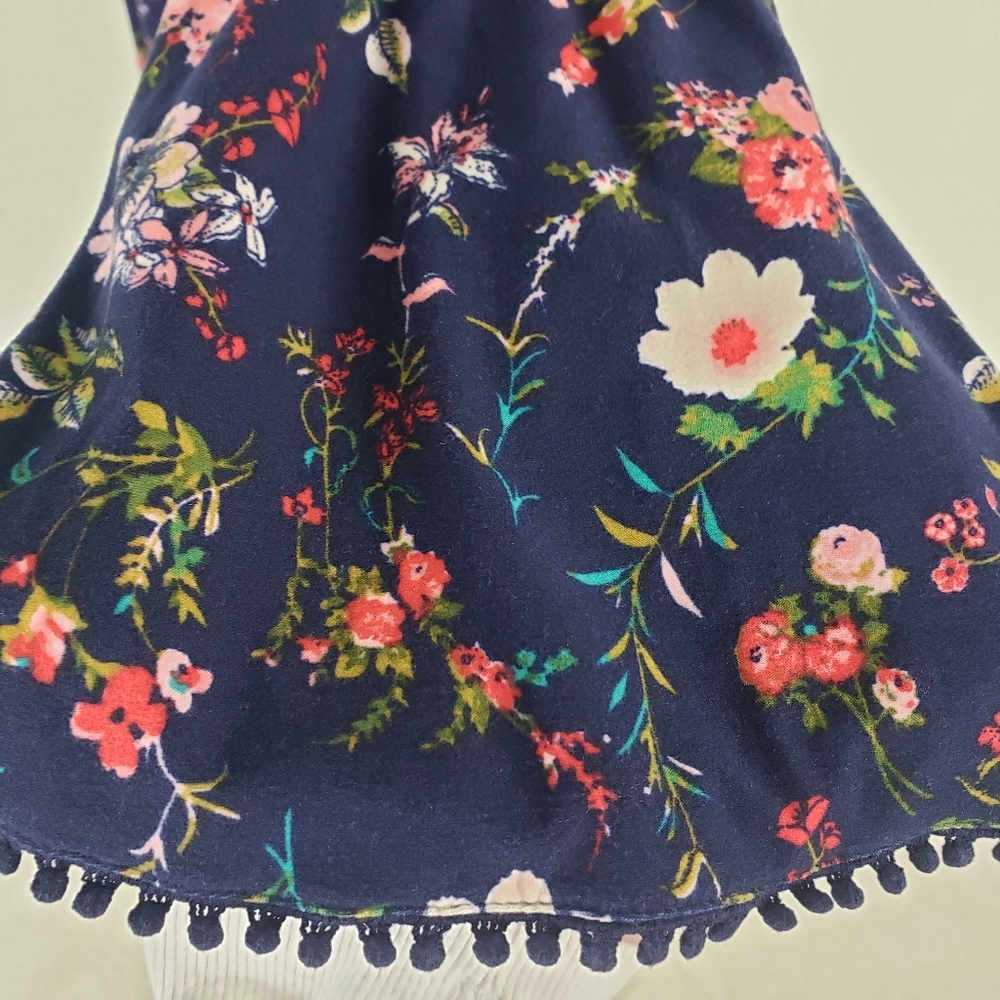 5/$12 DEREK Heart Floral Dress - Picture 3 of 11